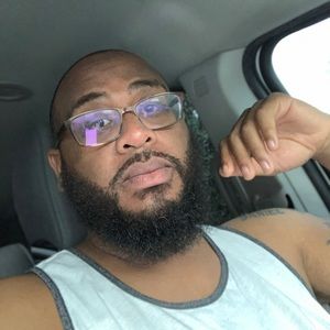 Meet your Posher, Sebastian